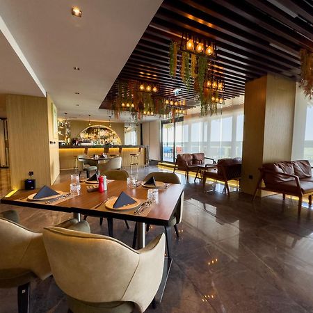 Millennium Place Mirdif Dubai Eksteriør billede