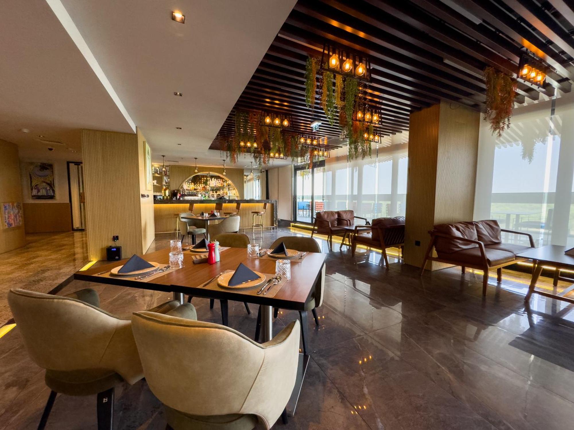 Millennium Place Mirdif Dubai Eksteriør billede
